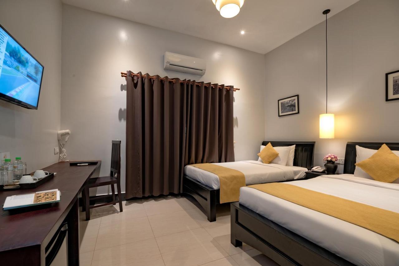 Grange Hotel Siem Reap Exterior foto