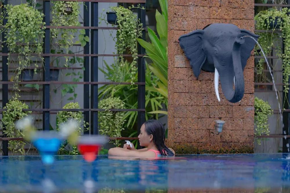Grange Hotel Siem Reap Exterior foto